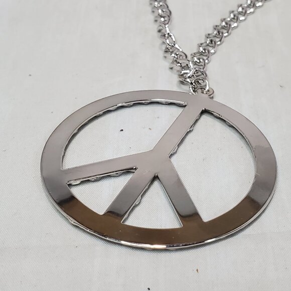 Bijou Iridescent Peace Sign silver with ribbon Necklace: - Picture 6 of 11